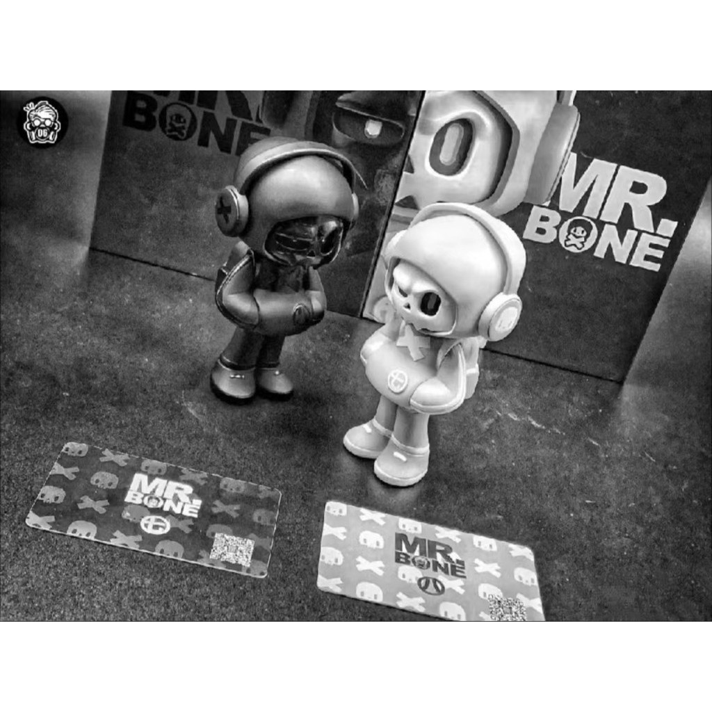 【พร้อมส่ง】mr.bone Random Box Mr.Bone 【Mr. Black and White】 กล่องสุ่มรับอุปกรณ์ตุ๊กตาและของขวัญตุ๊กตา