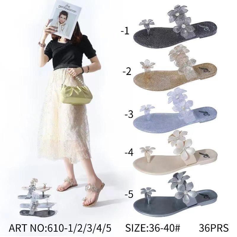 Code: 610 รองเท้าแฟชั่นดอกไม้ นิ่ม ลุยฝนได้ ไซส์36-41 พร้อมส่ง