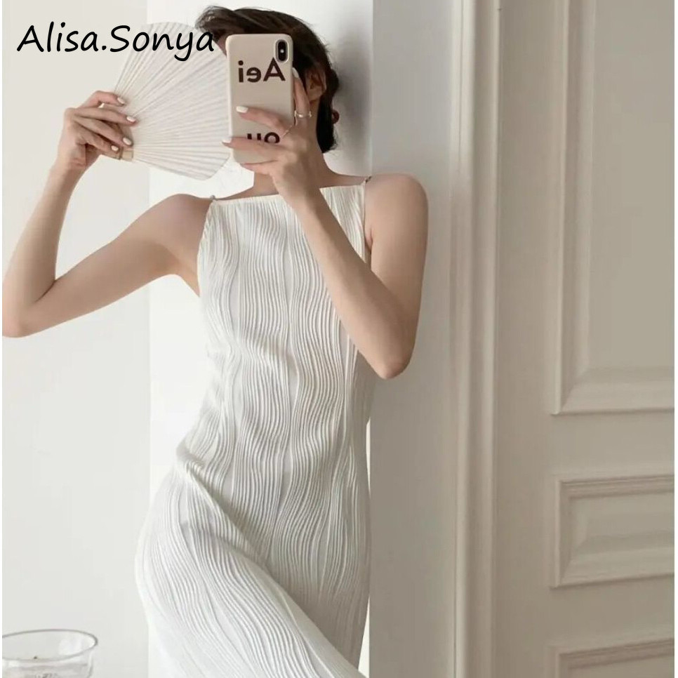 Alisa.Sonya เดรสผู้หญิงสีขาว ผ้าฝ้ายเนื้อเรียบ คาดเอวสายไข่มุก สไตล์เกาหลีเปิดหลัง เนื้อผ้ายืด