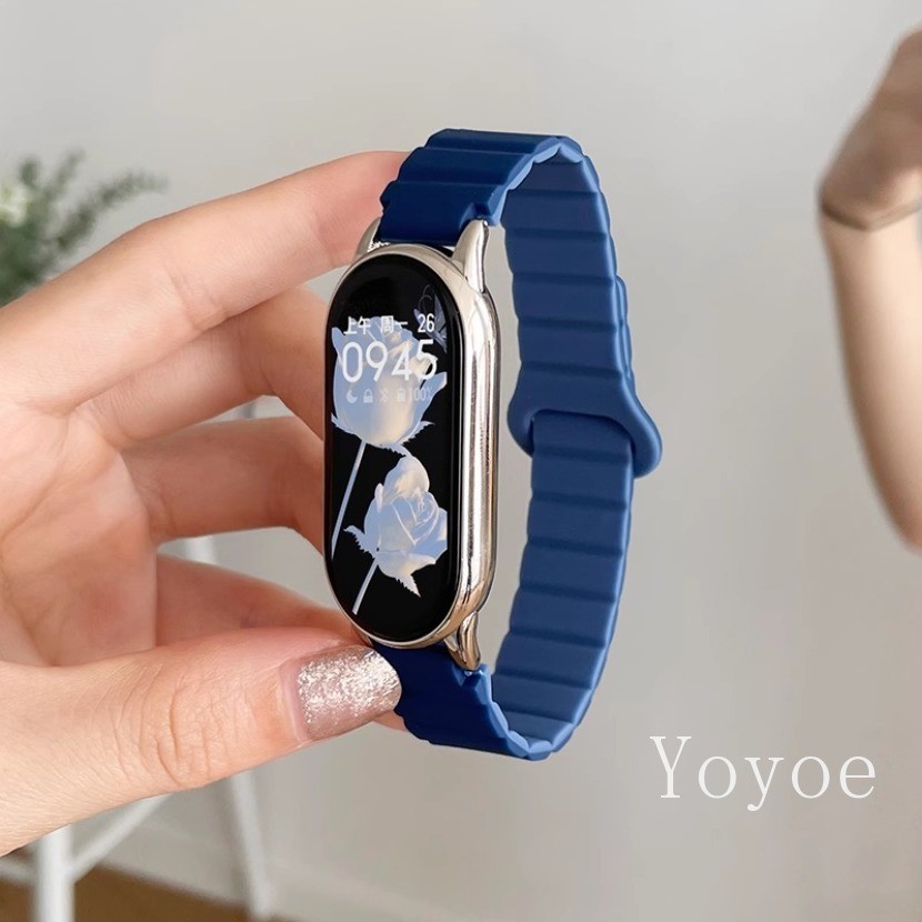 แฟชั่น Magnetic Loop Wirstband สําหรับ Mi Band 8 9 NFC สายซิลิโคนกีฬาสําหรับ Xiaomi Mi Band 8 Correa สร้อยข้อมือโลหะอินเทอร์เฟซ