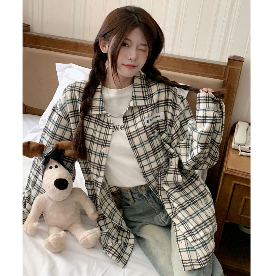 เสื้อเชิ้ตแขนยาว คอปกความยาวปานกลาง ~ PKB2978 ~ ทรงหลวม ลายสก็อต สี white/brown แฟชั่นเกาหลี  free s