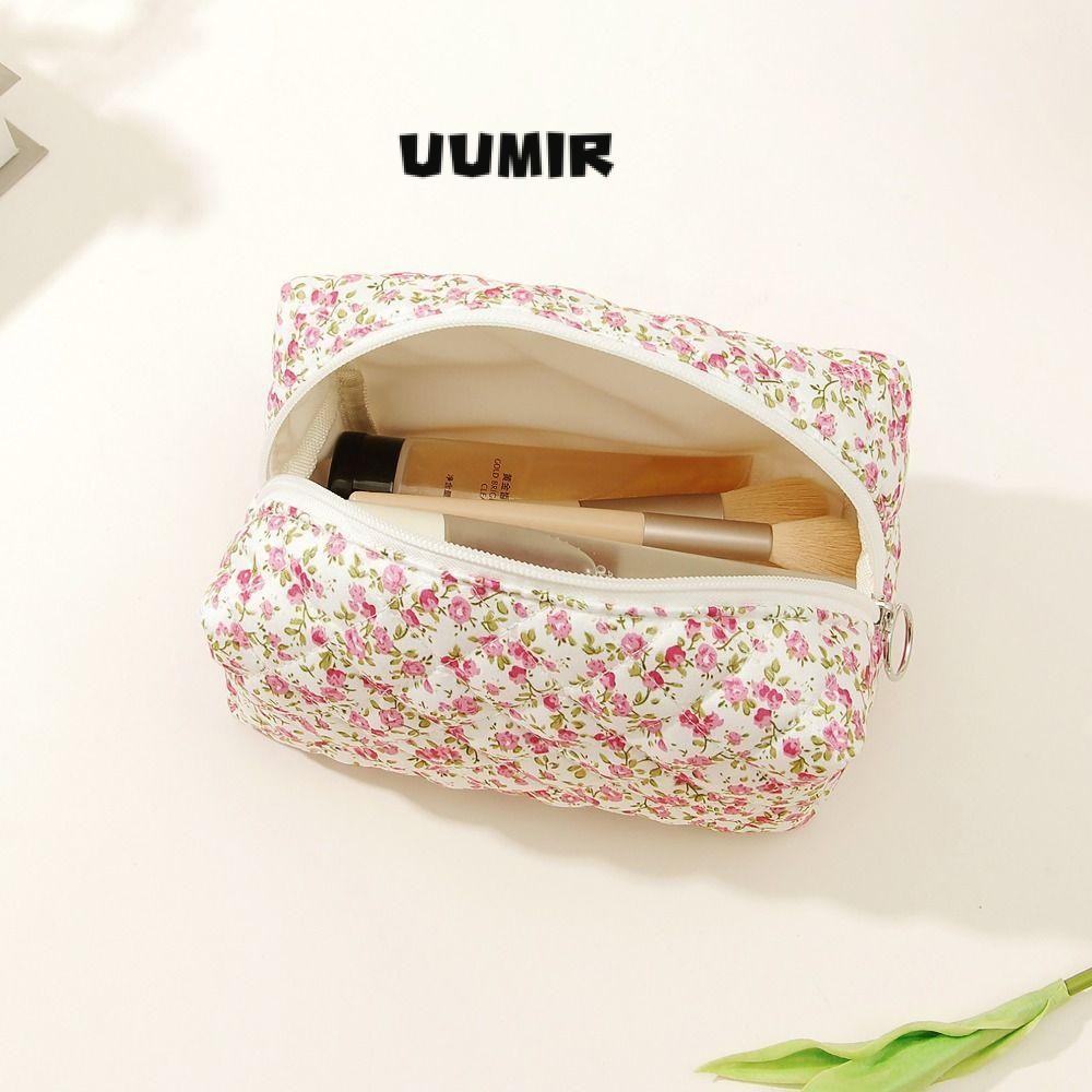 Uumir ดอกไม้ Puffy Quilted กระเป๋าแต่งหน้า, กระเป๋าเครื่องสําอางดอกไม้พิมพ์กระเป๋าเดินทางขนาดใหญ่, Kawaii แต่งหน้าอุปกรณ์เสริมจัดเก็บผ้าฝ้ายแป้งกระเป๋าถือผู้หญิงสาว