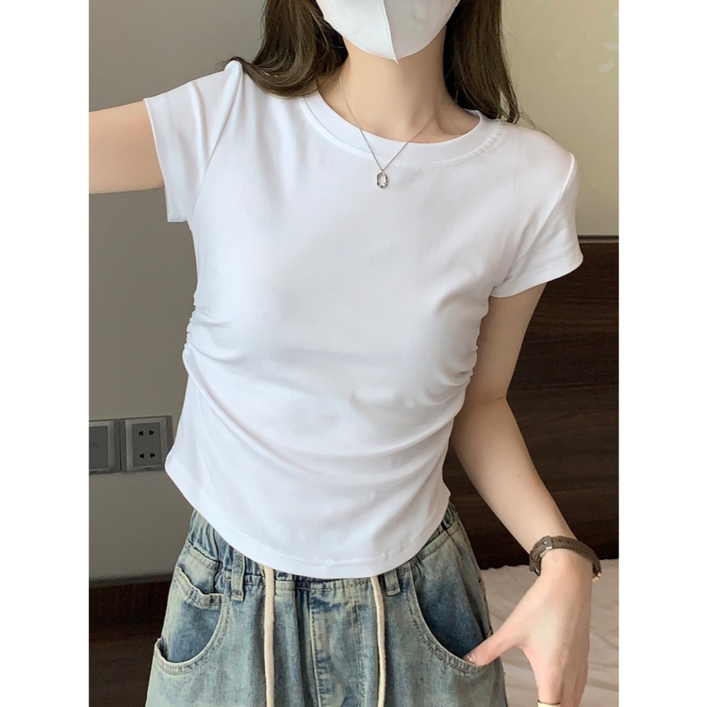 จัดส่งทันที✨เสื้อยืดผู้หญิง ผ้ายืดรูปทรงสวย ด้านข้างออกแบบจีบ ย้อนยุค แขนสั้นคอกลม เสื้อแฟชั่น-T249 - รูปที่ 2