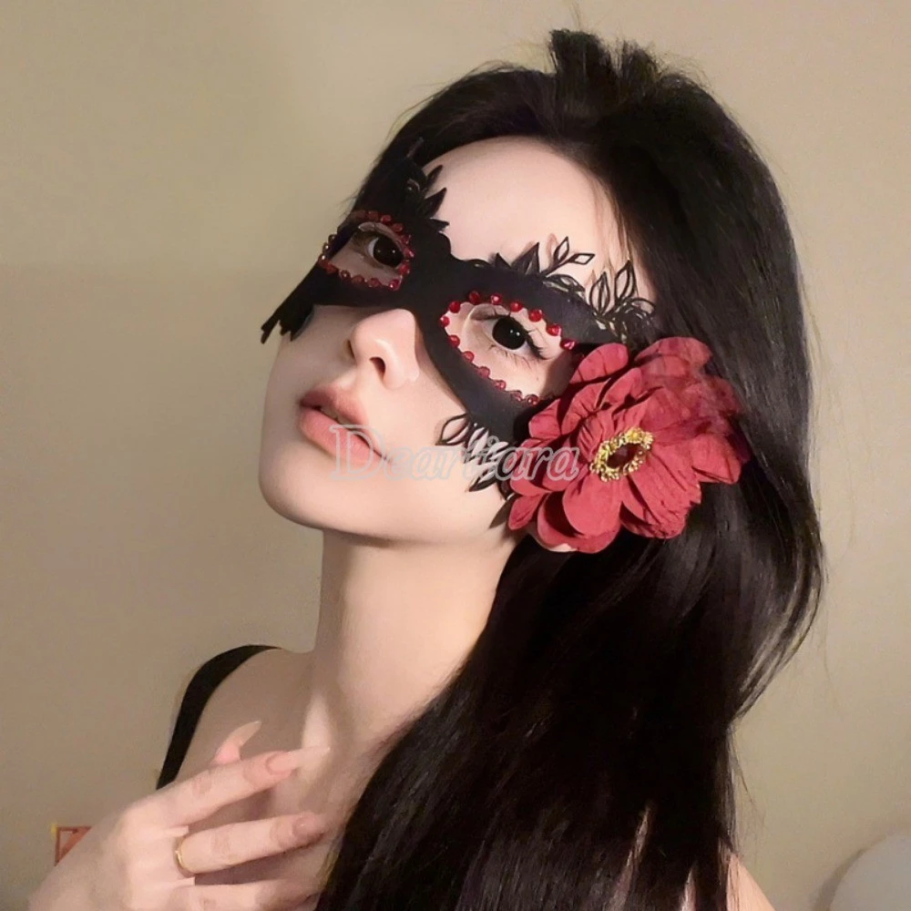 หน้ากากแฟนซีครึ่งหน้า ลายดอกไม้ สีดำ thumbnail 7
