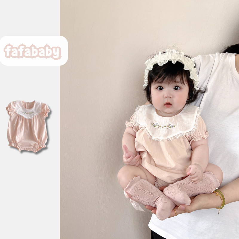 ทารกแรกเกิดสีชมพูฤดูร้อนน่ารักทารกบอดี้สูทดอกไม้เย็บปักถักร้อยเสื้อผ้าสาวหวาน 0-24 เดือน