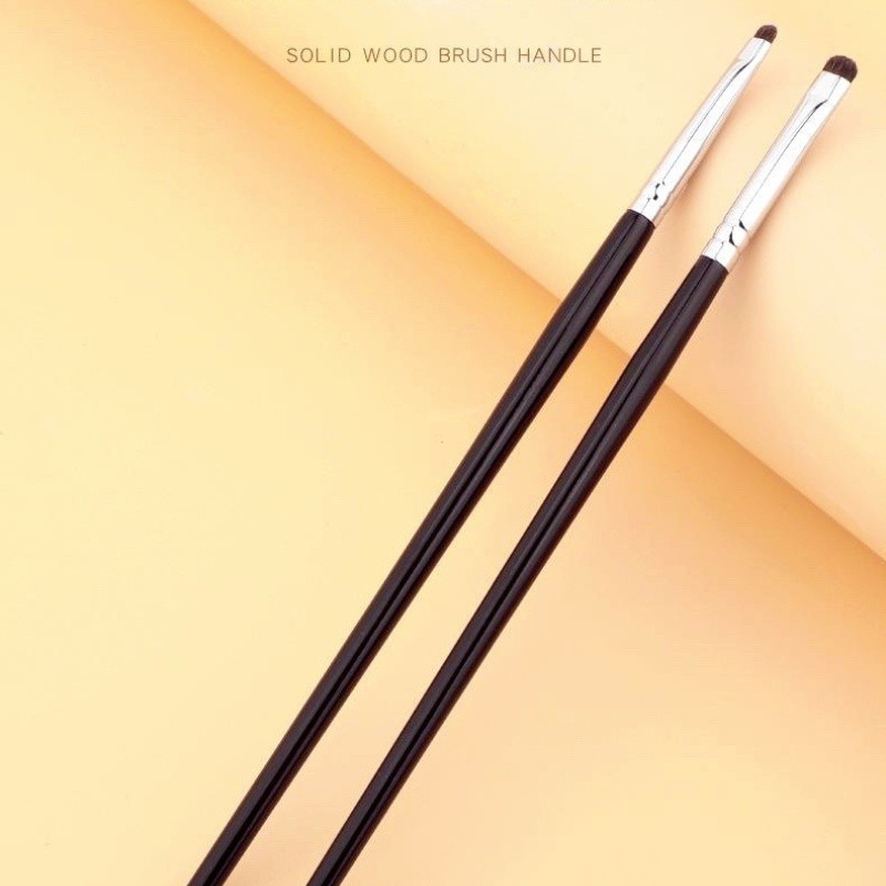 Pony Hair Eyeliner Brush Eye Shadow Detail Brush แปรงแต่งหน้า Eye Fine Halo คอนซีลเลอร์แปรงเริ่มต้นแบบพกพาชุดแปรงแต่งหน้าเครื่องมือแต่งหน้า ﻿ ราคา ถูกที่สุด ดีลบีเคเค แกลเลอรีภาพที่ 6