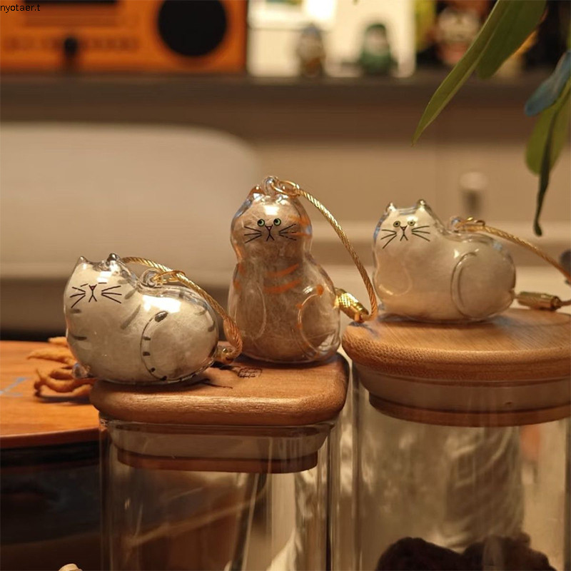 🌷COD🌷จี้กล่องเก็บขนแมวแบบใสแบบใหม่มีหลากหลายสไตล์ให้เลือกพวงกุญแจจี้แคปซูลเก็บขนแมว - รูปที่ 4