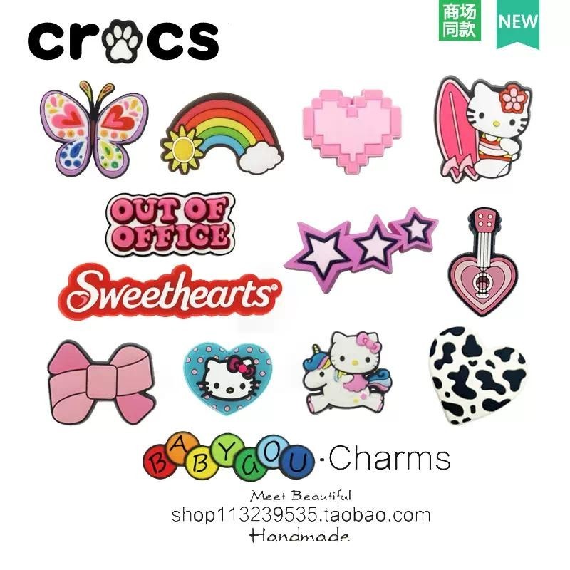 Girl Fashion Slippers Accessoriess Pvc Shoe Buckle ตกแต่งรองเท้า Crocs Jibbitz Charms (คุณภาพสูง) ของขวัญสําหรับเด็ก Pink Series Kitty