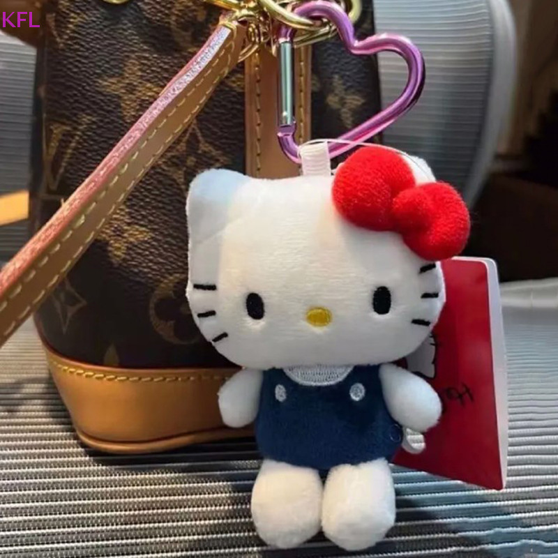SANRIO (KFL) 10 ซม.Sanrio Hello Kitty พวงกุญแจตุ๊กตา Kawaii การ์ตูนหัวใจหัวเข็มขัดตุ๊กตาของเล่นจี้น่ารักกระเป๋าเป้สะพายหลังเครื่องประดับของขวัญ Charm ขายร้อน