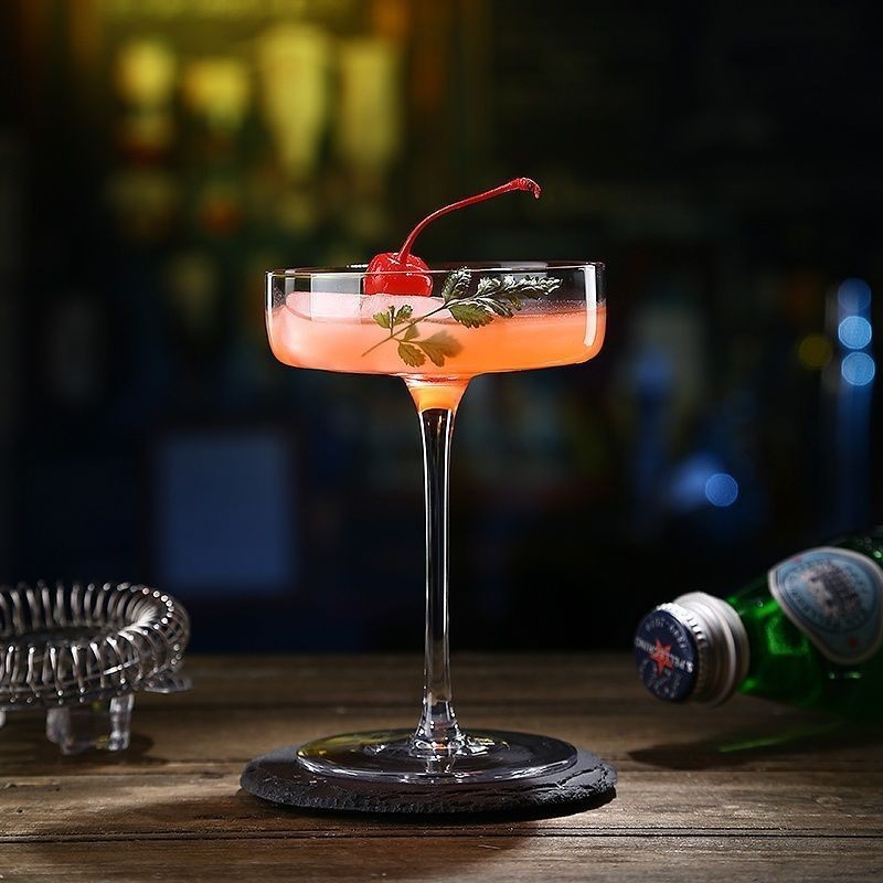 Crystal Bar ครัวเรือน Dry Martini Margarita Cup แก้วค็อกเทลคลาสสิกความจุขนาดเล็ก Ins Glass