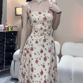 ชุดเดรสกระโปรงยาว ทรงสวยพรางหุ่น ดีไซน์เรียบหรูทันสมัย รุ่นใหม่ล่าสุด