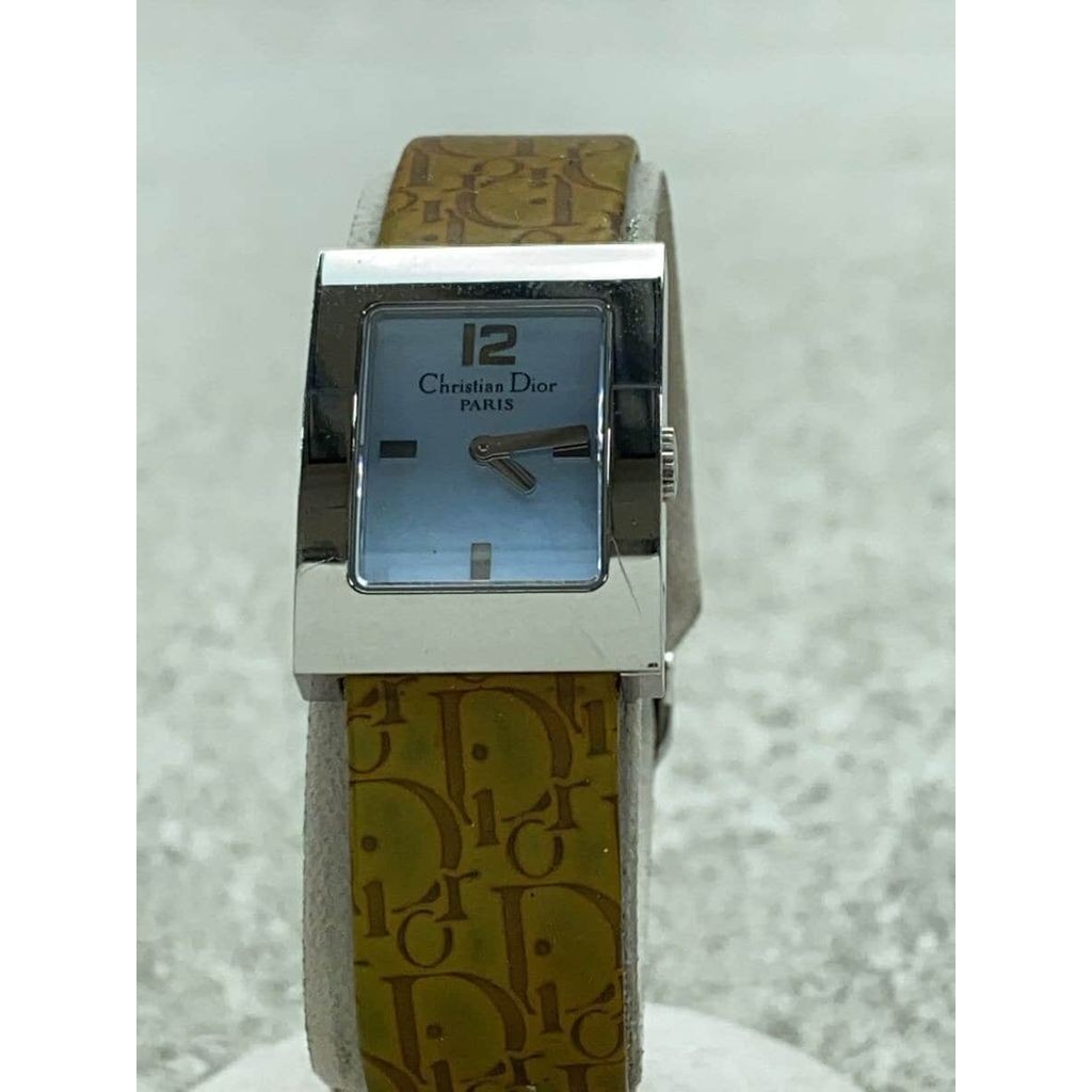 Christian Dior A O I H R Wrist Watch Women Direct from Japan Secondhand 2339081642365