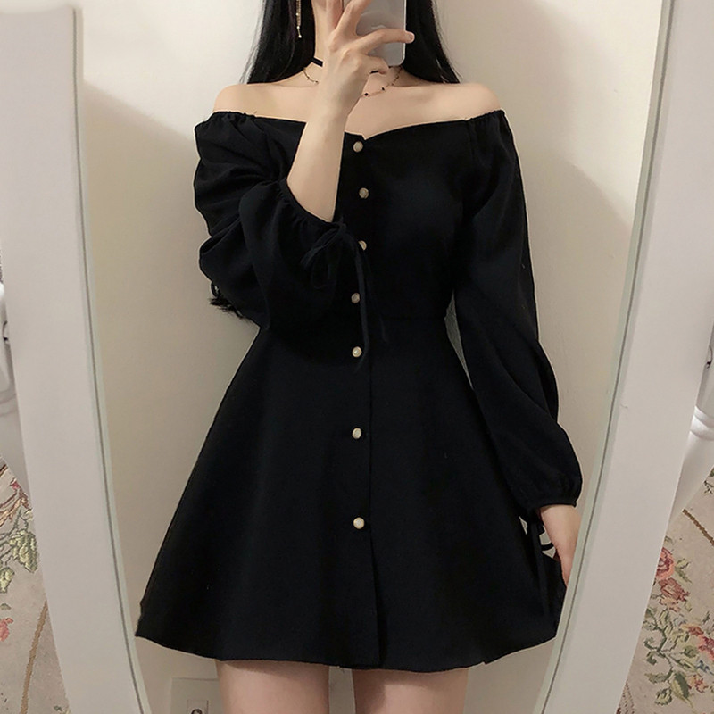 ชุดเดรสสีดำสำหรับผู้หญิงแบบใหม่ฤดูใบไม้ร่วงเก็บเอวใส่แล้วดูผอมกระโปรงสีดำสไตล์หยูเจี๋ย