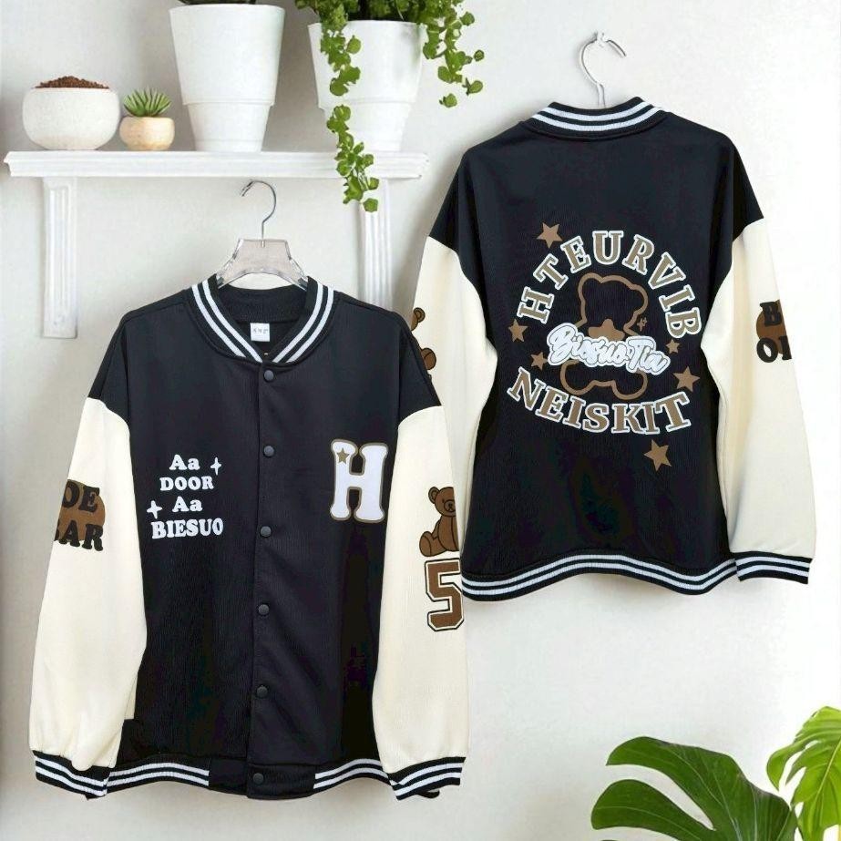 NEWเสื้อแจ็คเก็ตแขนยาว กระเป๋าหน้า สกีนลาย กันแดด กันลม กันหนาว ใส่ได้ทุกโอกาศ