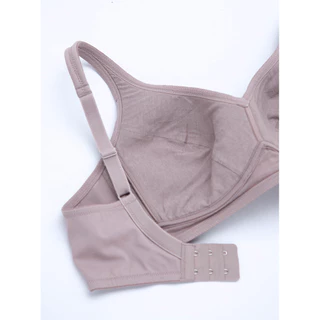 Sabina Fill Up Bra Level 1 เสื้อชั้นใน ไร้โครง รหัส SBN007CM - สีช็อคโกแลต