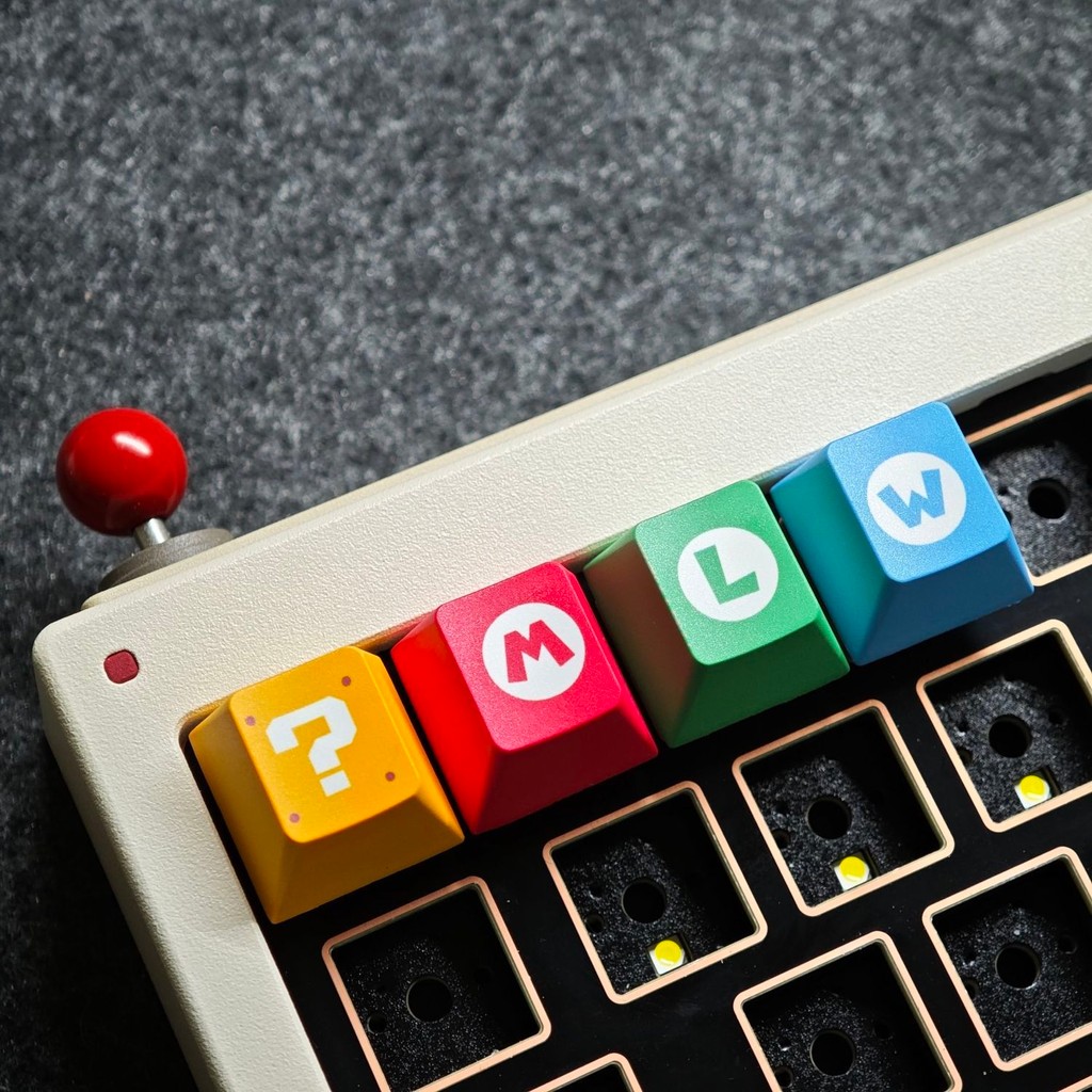 Super Mario Keycap การ์ตูนสองมิติโรงงานเดิมความสูง esc Cross Shaft Keycap