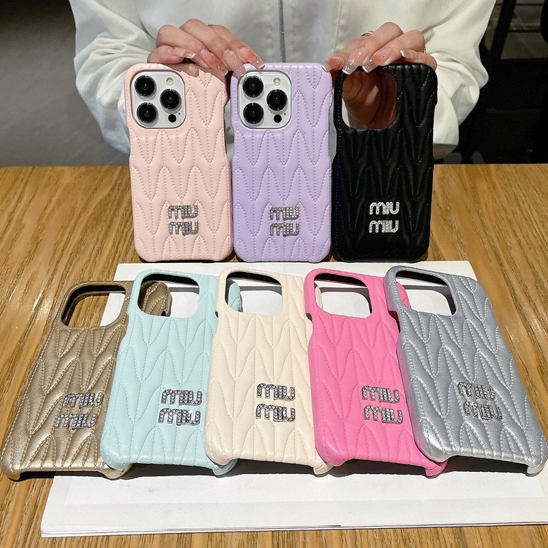 หนังโทรศัพท์มือถือกรณี Miumiu การออกแบบแฟชั่นสําหรับ Iphone 15 14 13 12ProMax 12pro 13 Promax 13 XsMax XR X Xs โทรศัพท์มือถือกรณี