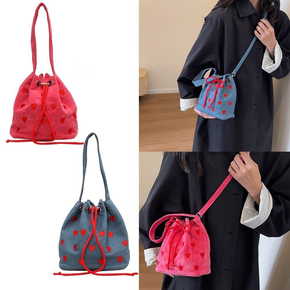 CARAMELO Bucket Tote Bags กระเป๋าผ้าแคนวาสรูปหัวใจความจุขนาดใหญ่ กระเป๋าถือใต้วงแขนแบบใช้ซ้ําได้น่ารัก