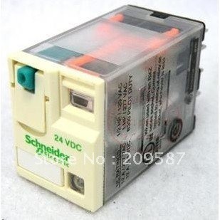 ✮10 set Relay RXM2AB2BD 24VDC with socket