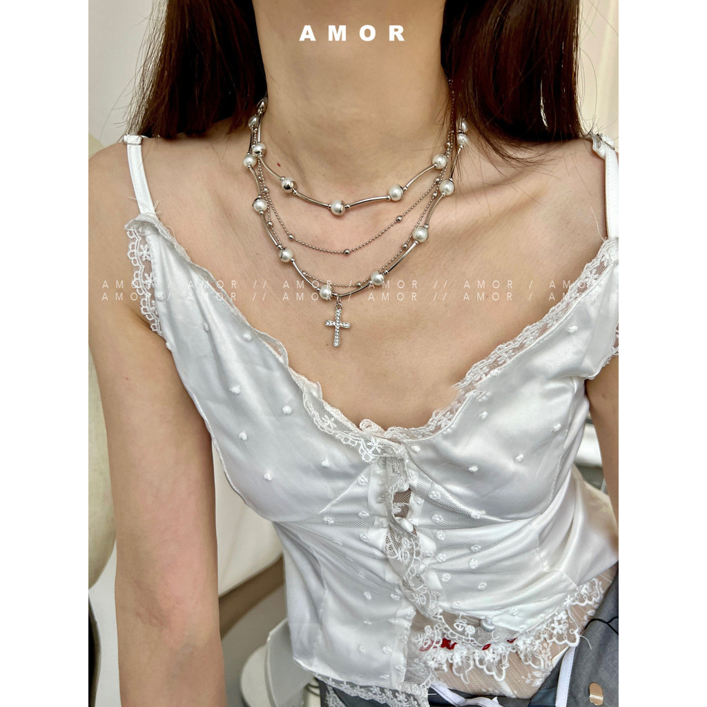 สร้อยคอจี้กางเขนมุกหลายชั้นสําหรับผู้หญิง