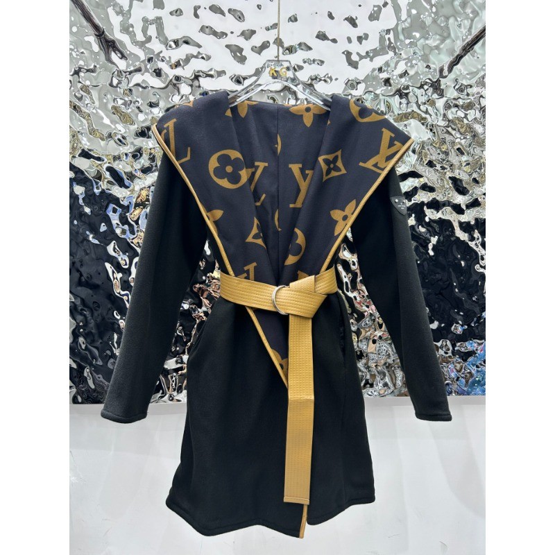 READY & Stock ล***โวลต์ เสื้อผู้หญิงวัสดุทําด้วยผ้าขนสัตว์แจ็คเก็ตแขนยาวสุภาพสตรีแจ็คเก็ตเสื้อ2024ใหม่