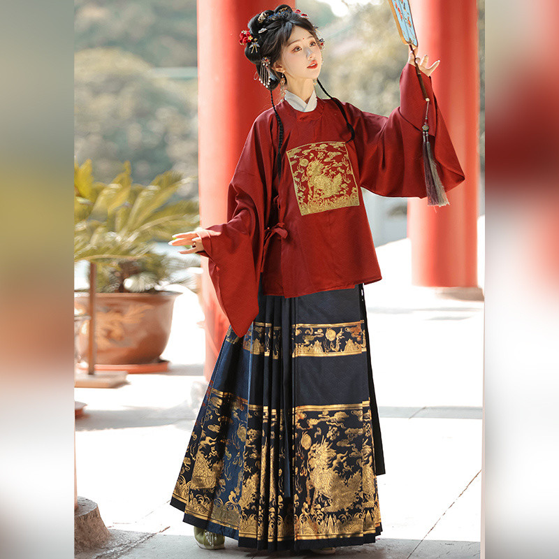 ฤดูใบไม้ร่วงฤดูหนาว Hanfu Cao Zhoufu Original Kirin Hanfu หญิง Ming Made รอบคอ Big เสื้อสเวตเตอร์ถักปัก Pipa แขนสั้นแจ็คเก็ตทอ Gold Horse Face ฤดูใบไม้ร่วงฤดูหนาวสไตล์