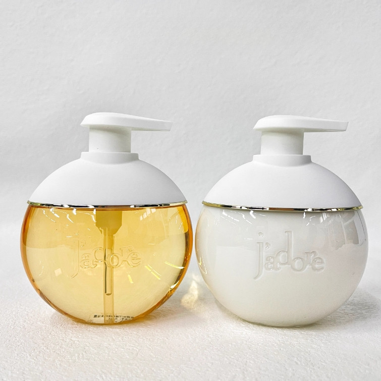 Dio True Me Body Lotion 200ml มอยส์เจอร์ไรซิ่ง แอนด์ เทนเดอร์ ไวท์ พร้อมกลิ่นหอม