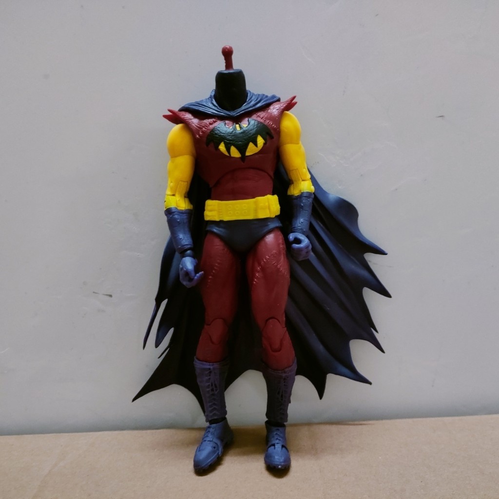 สินค้าจำนวนมาก McFarlane เอเลี่ยนแบทแมนตุ๊กตาขนาด7นิ้วพร้อมส่ง