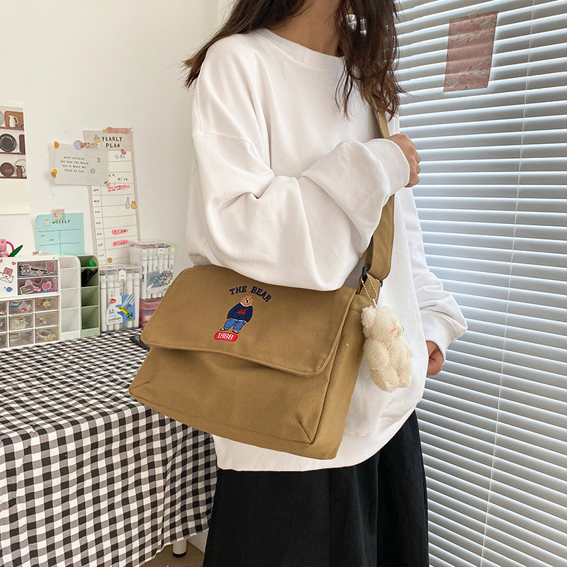 HC004 The Bear Nylon Bag Womens Shoulder Crossbody Bag Bear Pattern Korean Style Style Womens School