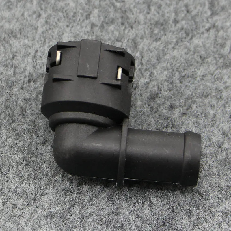 ใช้กับ Passat B8 Jetta Golf 7 MK7 KODIAQ ข้อต่อท่อน้ําความร้อน 1K0 122 291 J