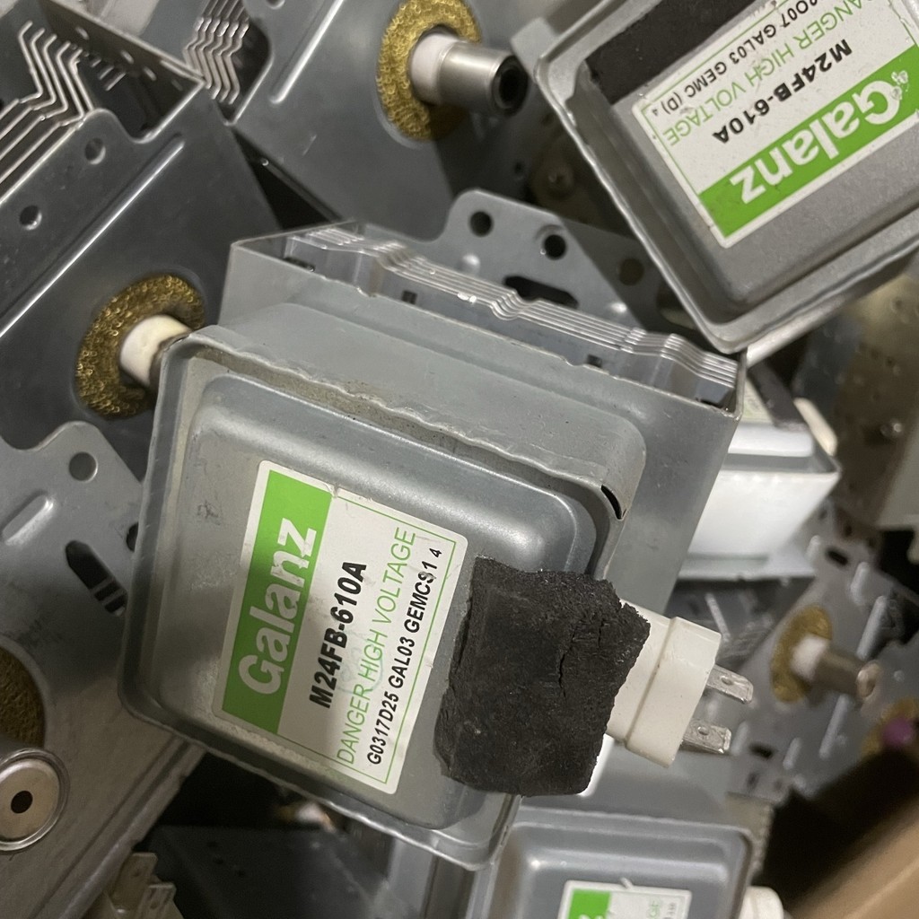 ไมโครเวฟหลอดควบคุมแม่เหล็ก M24FB-610A ซ้ายขวาหกหลุม Disassembly อุปกรณ์เสริมการจัดส่งทดสอบ 9DT2