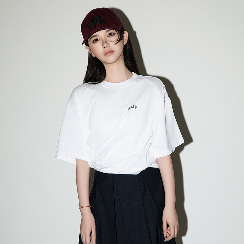 เสื้อยืดพิมพ์ลายโลโก้แฟชั่น ผ้าฝ้าย 100% ทรง Oversize ใส่สบาย มีสีดำ/ขาว Unisex