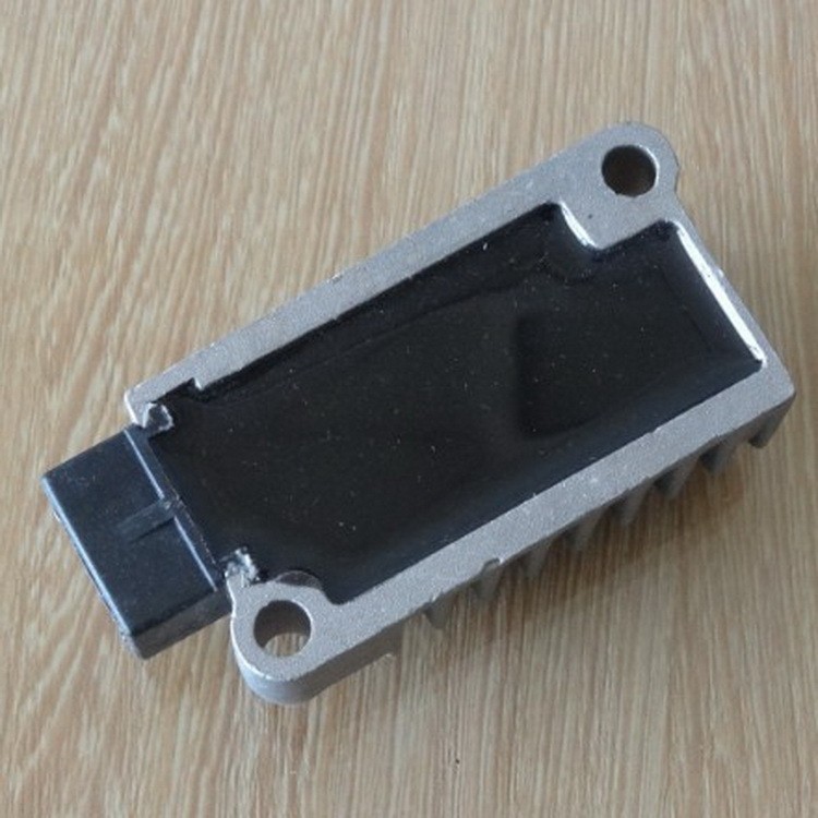 ZY125/XT250/XT600/TTR225/TW200/XJ600/3TJ-8140-02-00 Silicon Rectifier