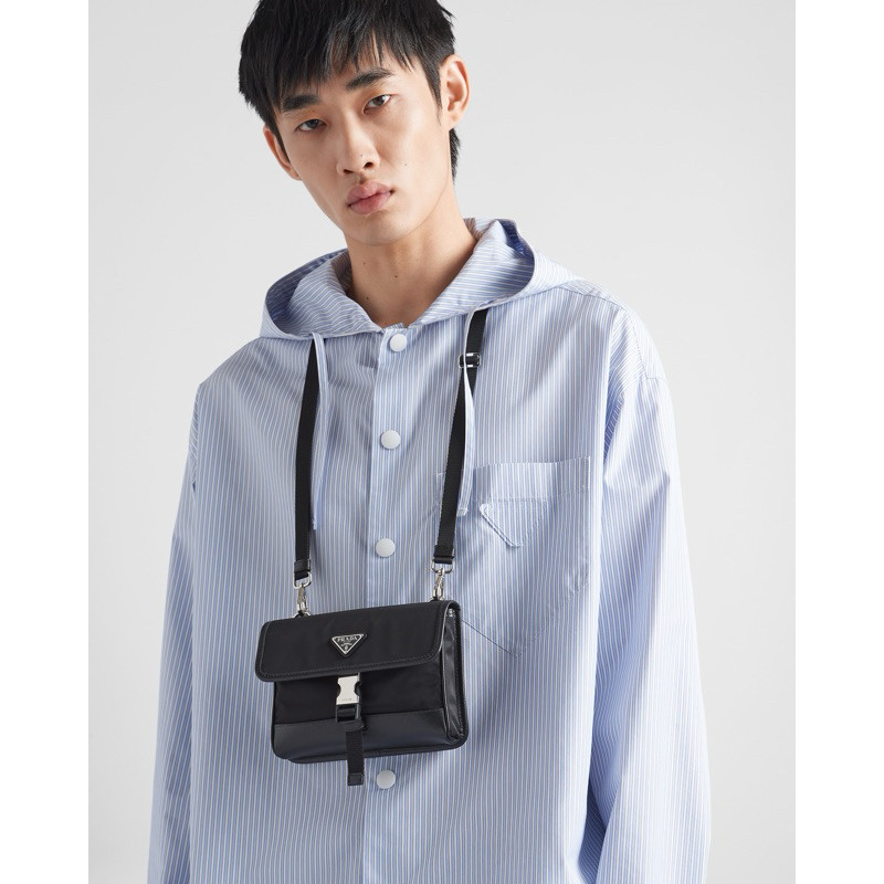 เกรดแท้ | เคสสมาร์ทโฟนหนัง Re-Nylon และ Saffiano 2ZH108