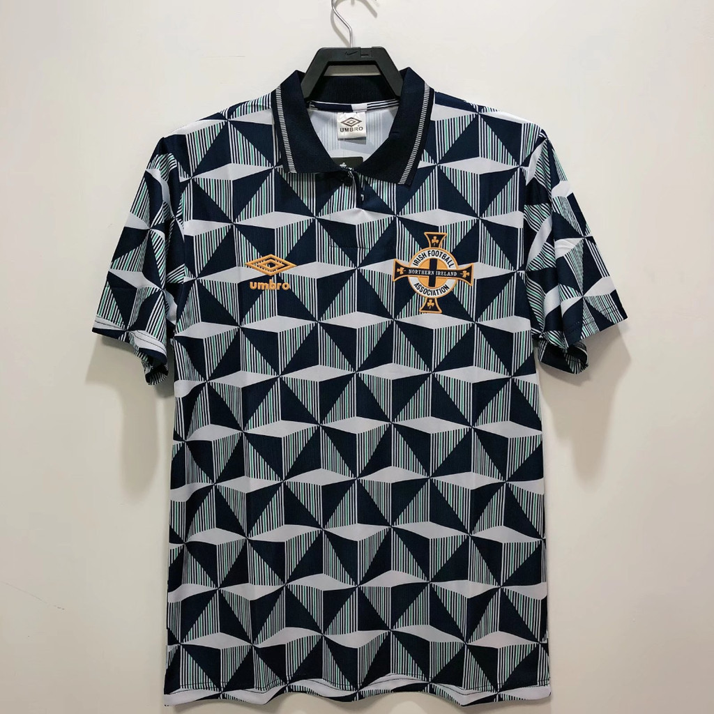9093 เสื้อฟุตบอลย้อนยุคไอร์แลนด์เยือนเหนือ AAA + เสื้อฟุตบอลแขนสั้นคุณภาพสูง