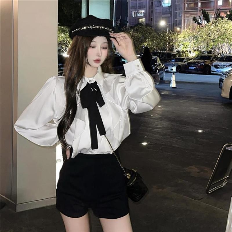 ส่งไวจากไทย🌈Lucy Shop🌈 เสื้อแขนยาวผีเสื้อใบบัวฝรั่งเศสเสื้อหลวม ๆ ด้านบน🌈(ส่ง 24 ชั่วโมง)🌈