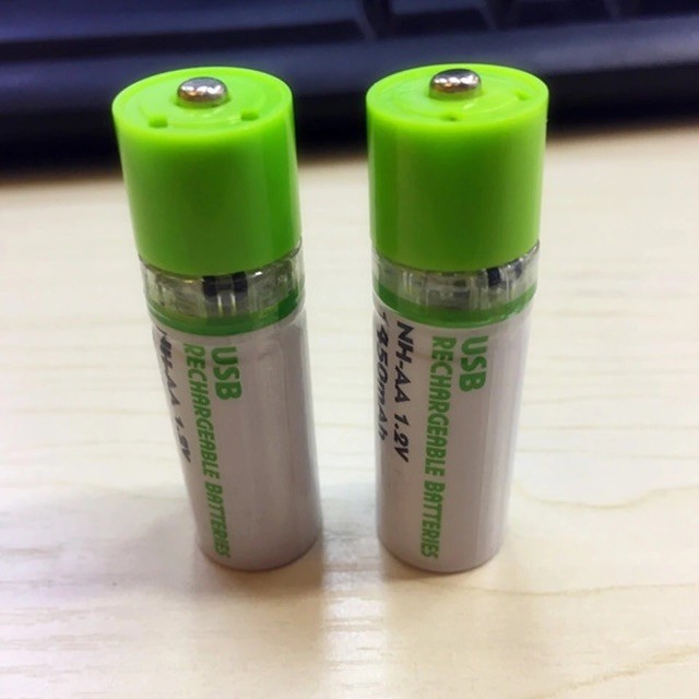 Battery AA ถ่านชาร์จ USB AA ขนาด 2.5A 1.2V 1450MAH ใช้ได้กับอุปกรณ์ทุกชนิด เช่น รีโมท ของเล่น ไฟฉาย เป็นต้น ชาร์จซ้ำได้