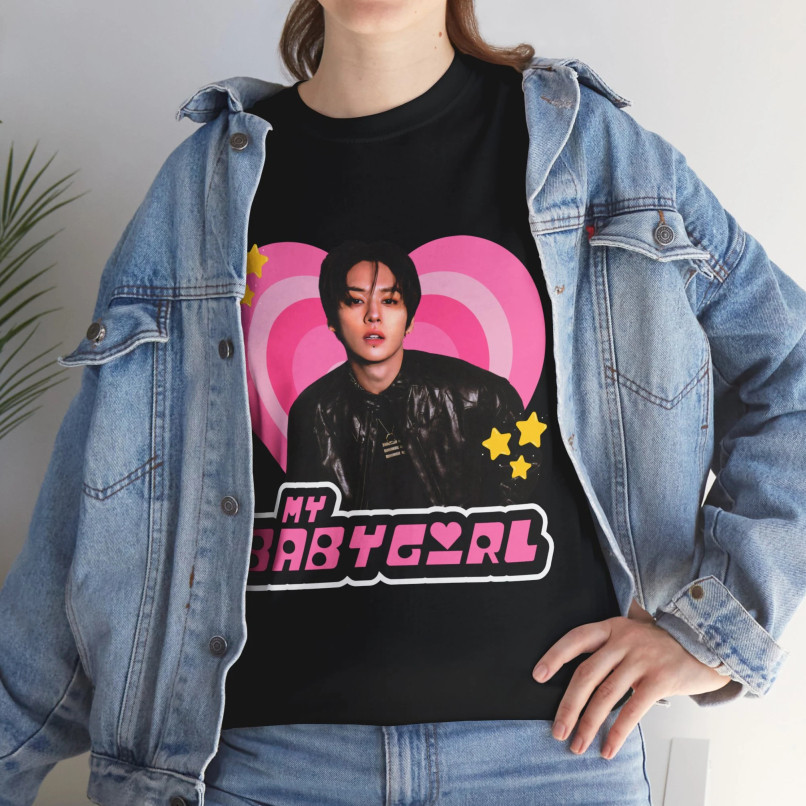 เสื้อยืด Skz Lee Know Y2k Babygirl เสื้อ Stray Kids Lee Know Piercing Merch SKZ Tour 2024  เสื้อยืดบ