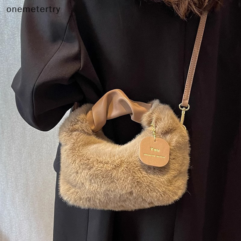 Onem ผู้หญิงกระเป๋าถือ Plush Ruched Handle ขนาดเล็ก Lady ไหล่ Crossbody กระเป๋า Casual Tote Half-Moon Hobos กระเป๋าฤดูหนาว n