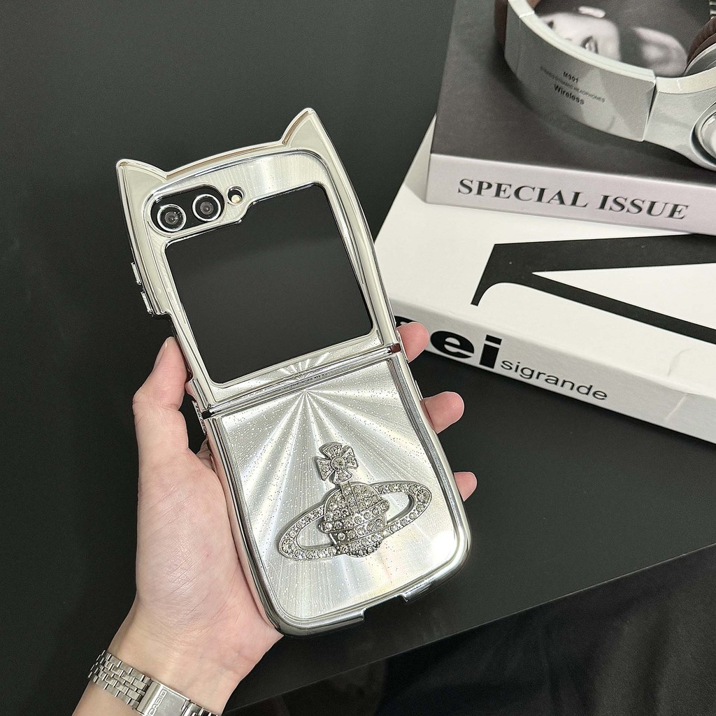 FLIP7 Samsung Galaxy Z Flip 6 Flip5 soft Electroplated Case แฟชั่น camlet Vivienne Westwood หูแมวกรณี Samsung Galaxy Z Flip 3 Flip4 โทรศัพท์ความคิดสร้างสรรค์กรณี