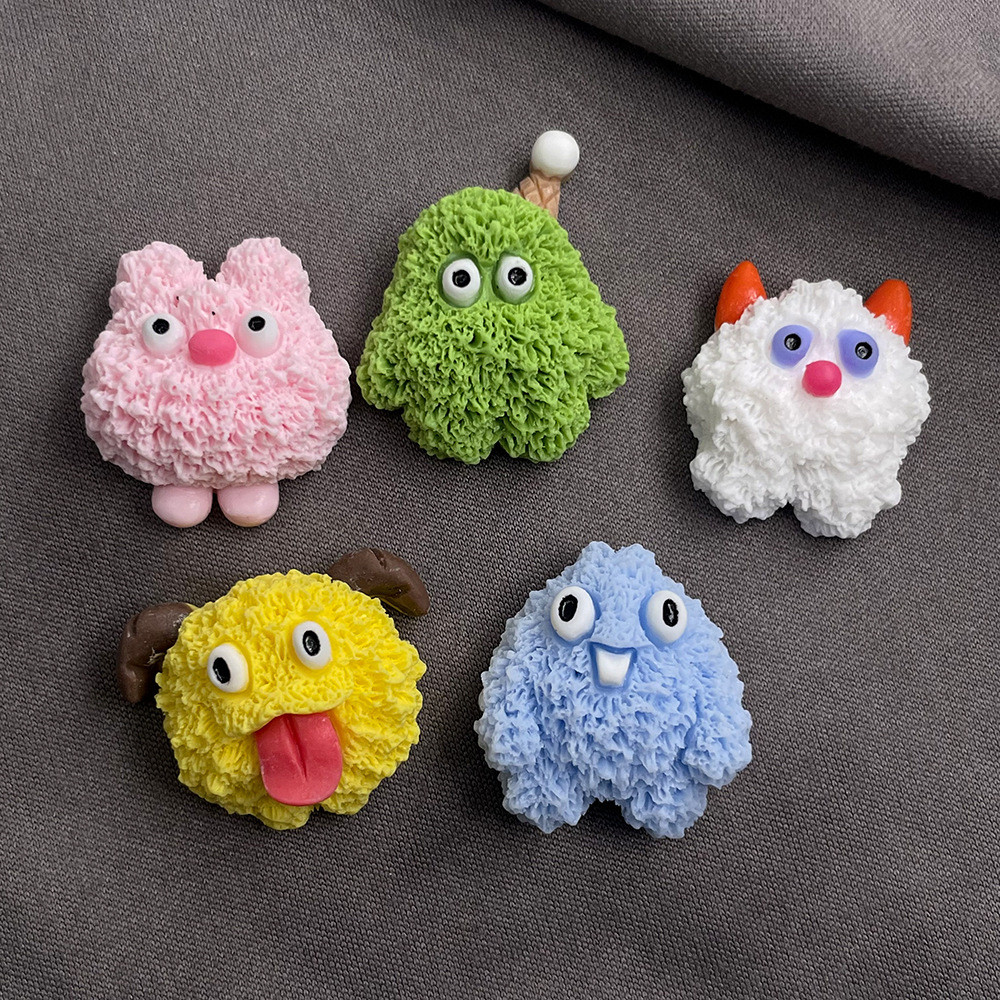Usoq Jibbitz Crocs การ์ตูนมอนสเตอร์ถ้ํารองเท้าหัวเข็มขัด DIY อุปกรณ์เสริม Crocs Charm Jibbitz ปุ่ม