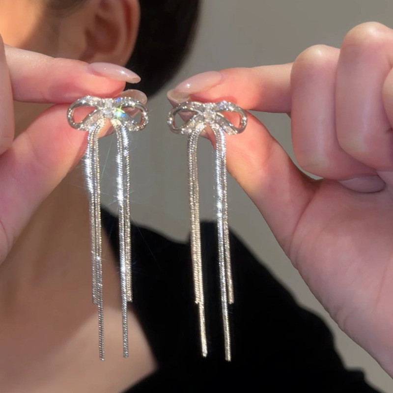 ประณีตเพทายผีเสื้อพู่ยาว S925 เข็มเงิน High-End หรูหราต่างหูแฟชั่น
