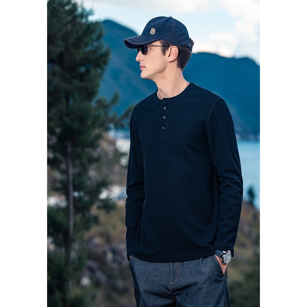 MANMAN แขนยาวผู้ชาย สีล้วน เสื้อผู้หญิง ชุดคู่รัก แมทช์ลุคง่าย แบบหลวม เรียบง่าย