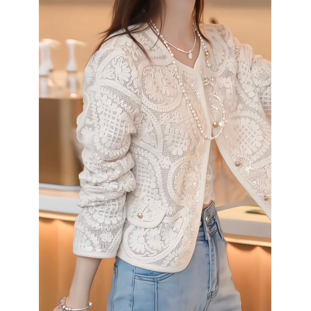 เสื้อลูกไม้ Jacquard สไตล์Slimmer สำหรับสุภาพสตรี ฤดูใบไม้ผลิ 2025 แบบHeavy Industry และWestern Style