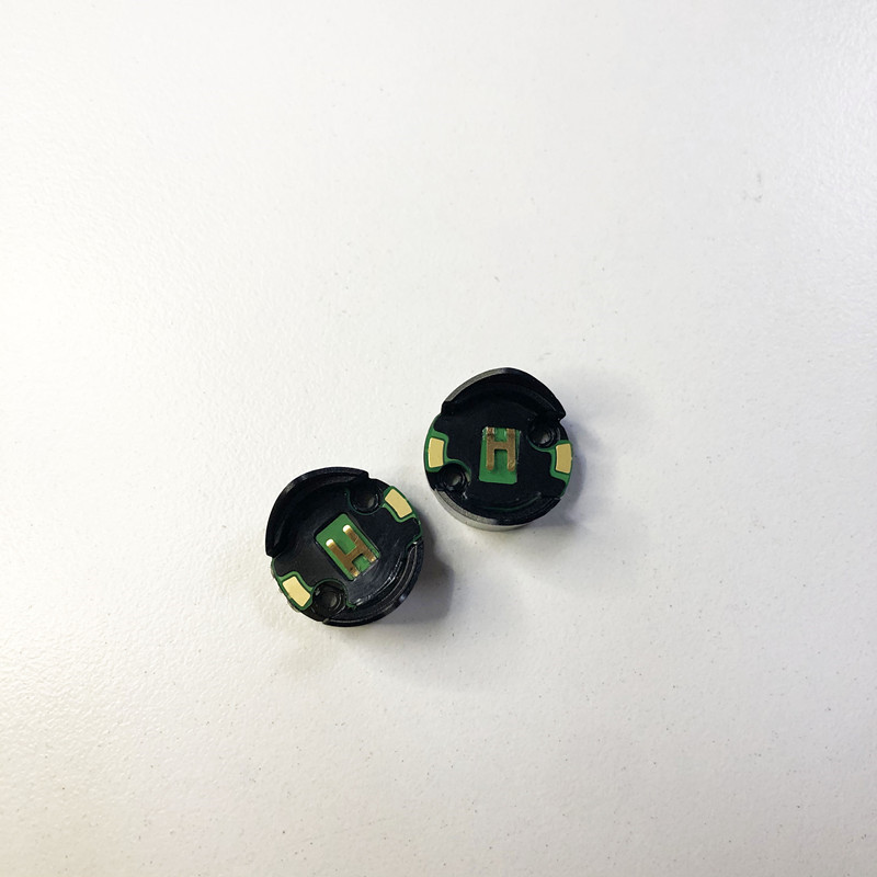 2PCS แบตเตอรี่ Contacts Pads สําหรับ Garmin Vector 3 3S จักรยานเท้าเหยียบซ่อมอะไหล่