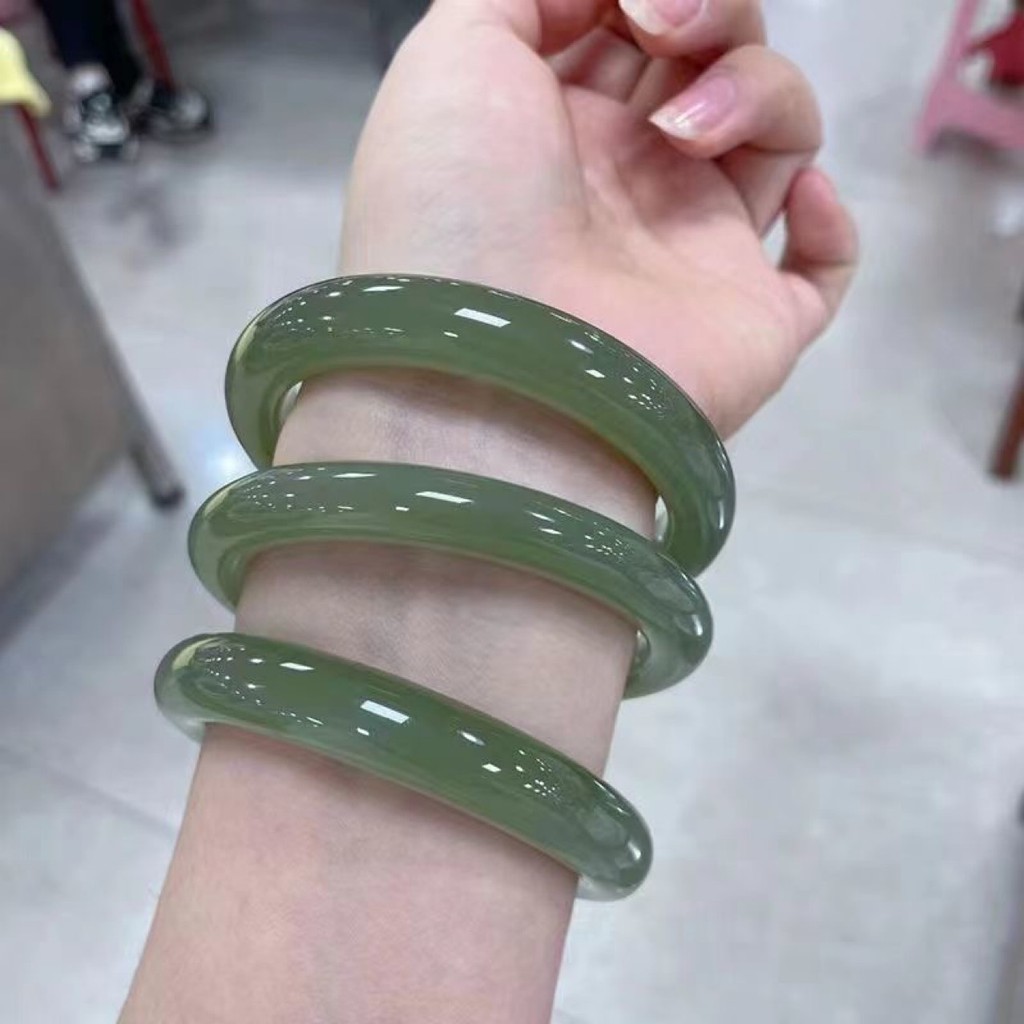 สร้อยข้อมือหยกธรรมชาติ จากซินเจียงโฮتان สีเขียวเข้ม สไตล์มินIMALIST