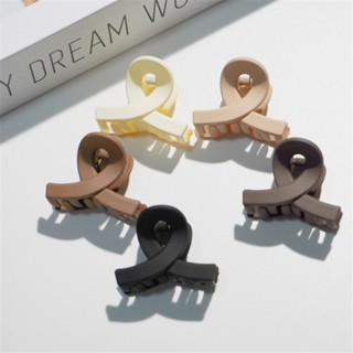 กิ๊บติดผมแฟชั่น Minimalist Small Half Zip Ponytail Shark Cli…