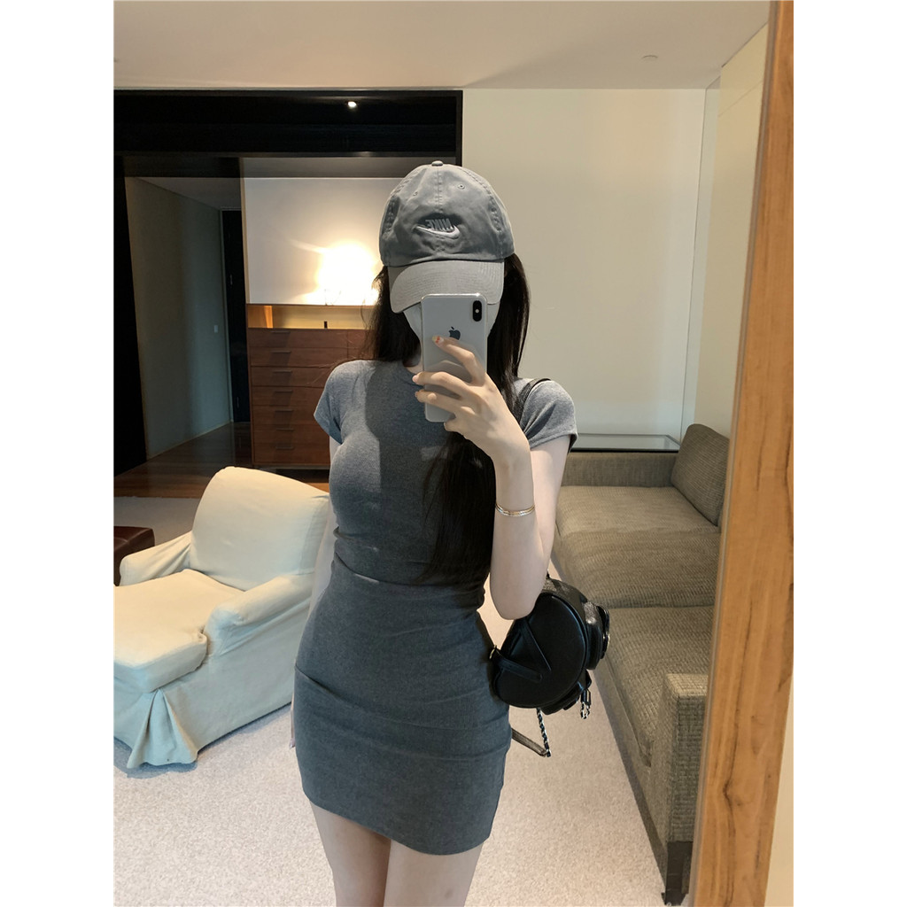 Hotgirl พร้อมส่ง✨ชุดผู้หญิง ชุดเดรสสั้นผู้หญิง เดรสเซ็กซี่แขนสั้น สีผื้น ดีไซน์จีบเซ็กซี่ (เทา/ดำ) - รูปที่ 3