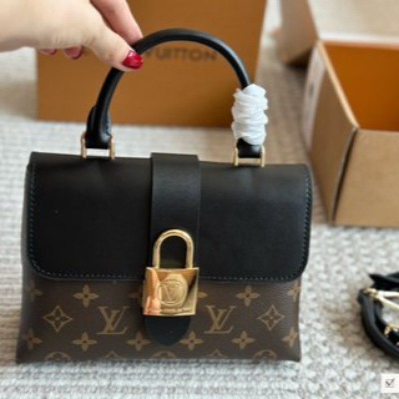 กระเป๋าถือ Louis Vuitton Lv Locky BB 20*16ซม