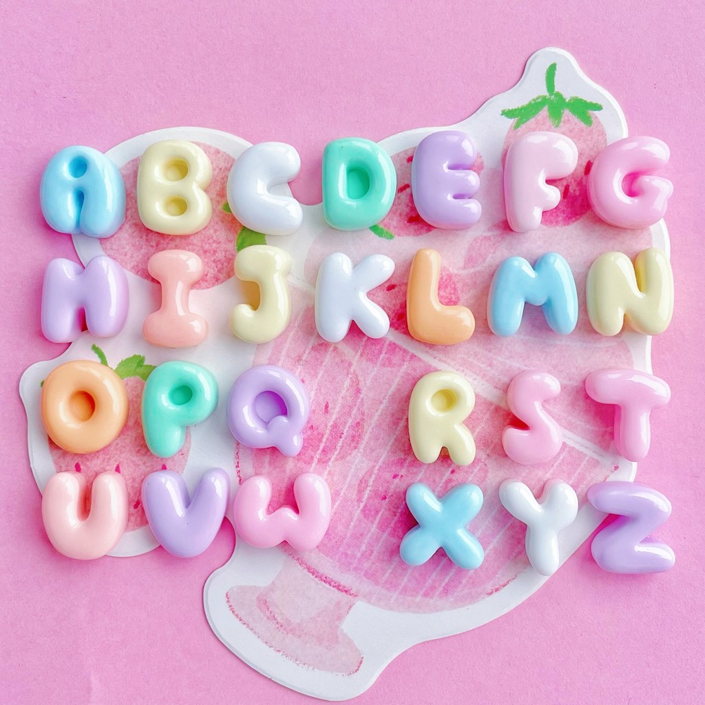 10 ชิ้น/เซ็ต ABCD ตัวอักษรสีทึบสุ่มตัวอักษรสําหรับ DIY เคสโทรศัพท์ HairJewelry เรซิ่น Materi อุปกรณ์เสริม